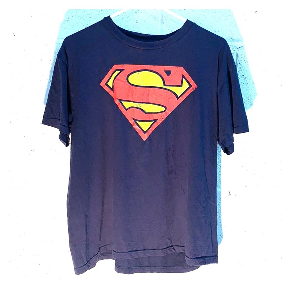 Superman Distressed Classic Logo Navy T-shirt